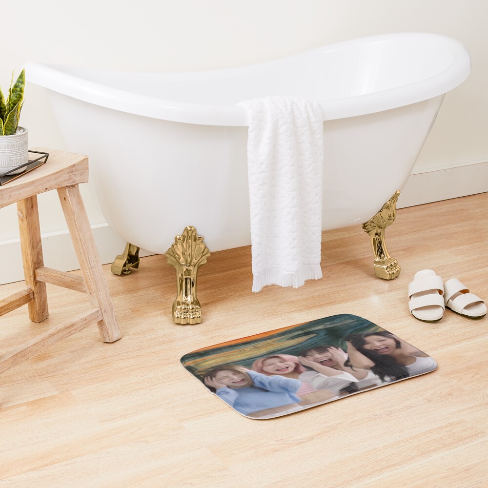 Mamamoo Scream Bath Mat - Image 2
