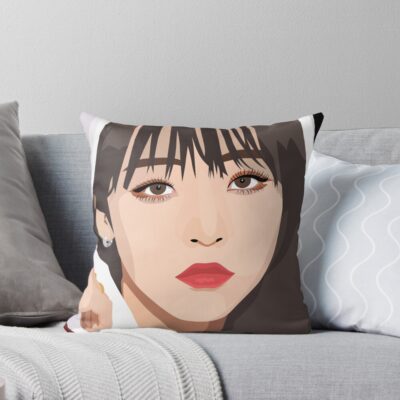 Mamamoo Moonbyul Iconic Throw Pillow