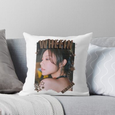Mamamoo Charming Wheein Throw Pillow